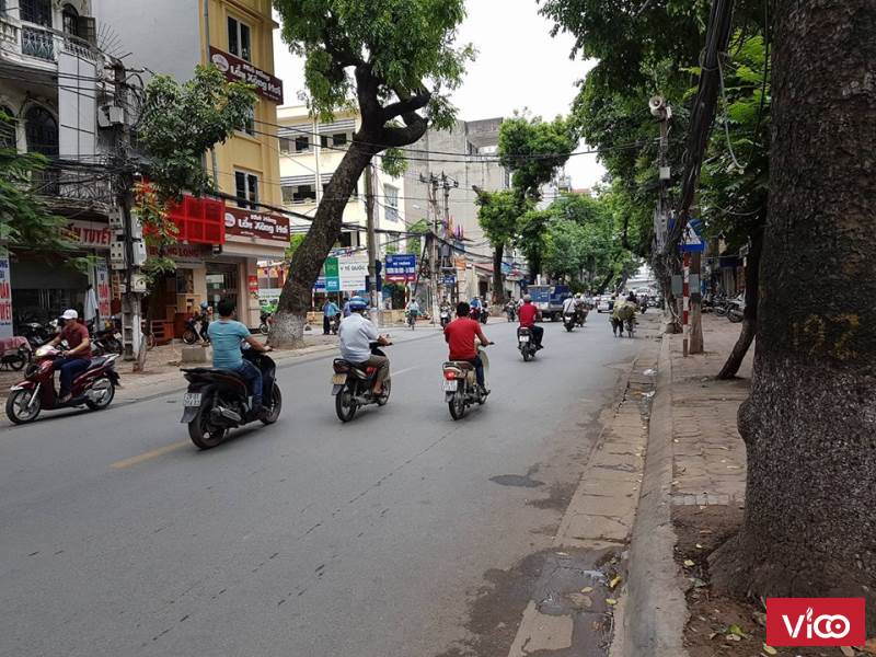 Bán gấp Mặt phố Lò Đúc vị trí kinh doanh đỉnh 90m2, mt 4.5m. Nhỉnh 300tr/m2.