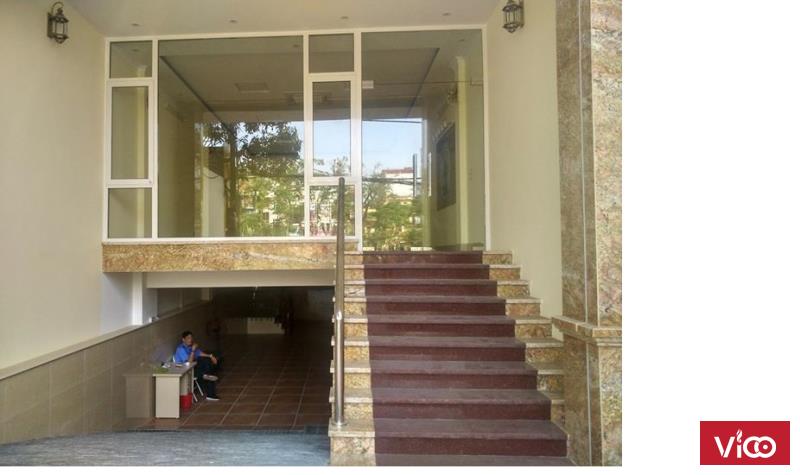 Cho thuê nhà mới xây 6 tầng x 90 m2 ở ngõ 221 tôn đức thắng