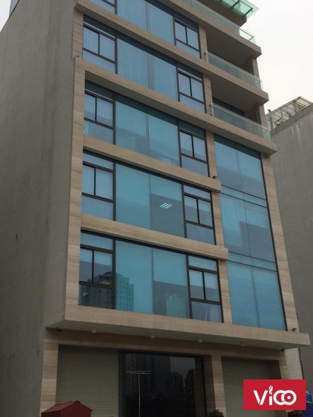 Mặt tiền phố yên lãng hoàng cầu 130m2 mặt tiền 10m cho thuê 3 tầng... nhà mặt phố lớn vị trí đẹp đ