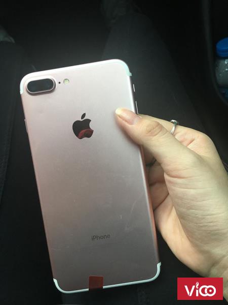 Iphone 7 plus 128g quốc tế Mỹ vàng hồng rose