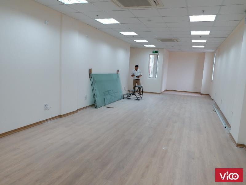 Cho thuê tòa nhà mặt phố Bạch Mai, DT 200m2 x 7 tầng nổi 1 hầm, MT 6.5m.