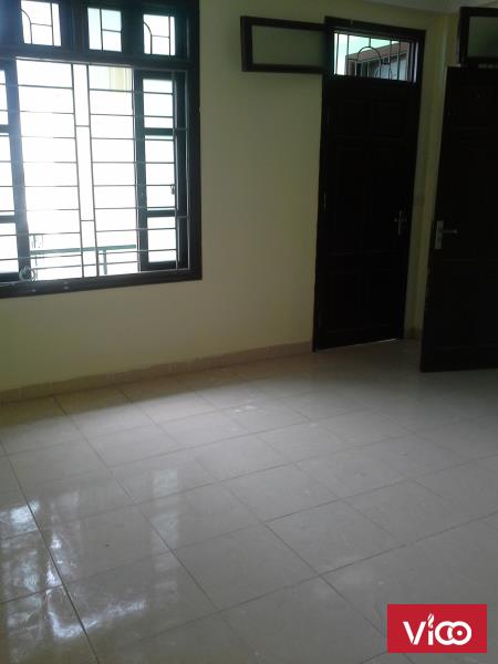 P25m2 giá 2tr2,có ban công ,nóng lạnh, đối diện chợ Bưởi,ngõ 81 LacLong Quân