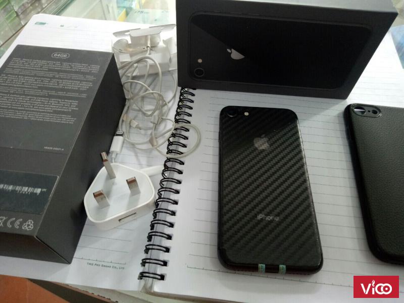 Bán iPhone 8 đầy đủ hộp và phụ kiện