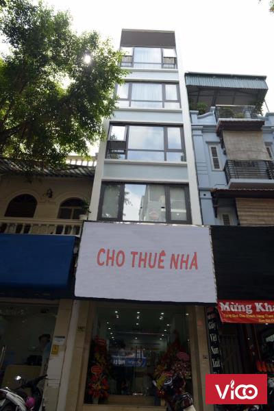 Cho thuê nhà 4 tầng mặt phố Yên Phụ nhỏ