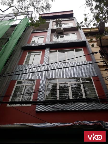 Nhà ngõ 5 Nguyễn Khánh Toàn 55m x 4.5 tầng giá 15 triệu