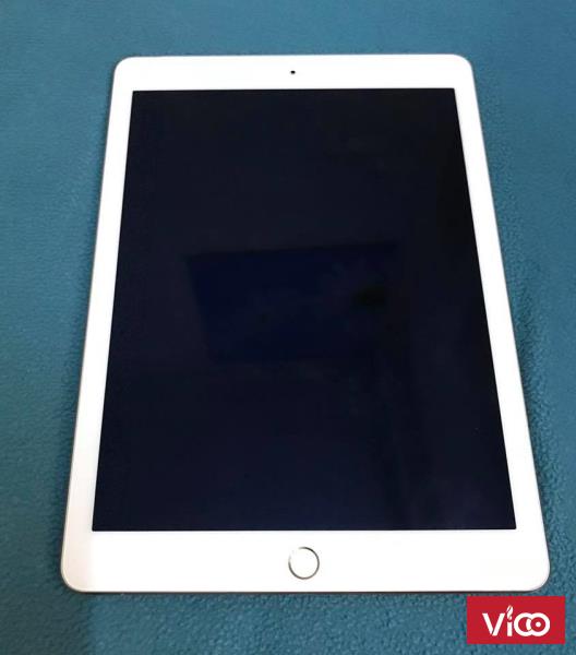 Ipad Air 2 Retina 4G Gold new 99