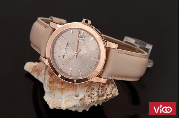 Mua những chiếc đồng hồ dây da nữ đẹp giá rẻ nhất hiện nay