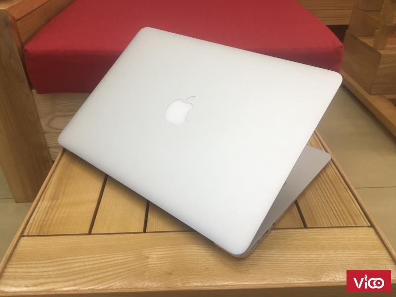 Sắp tới thay đổi công việc nên mình cần bán lại MacBook air MMGF2