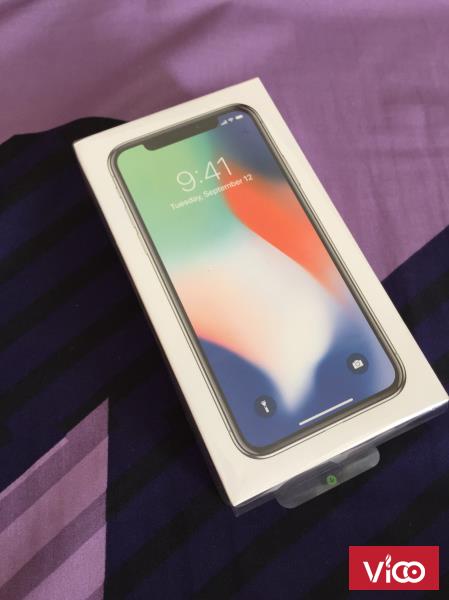 IPhone X 64GB Sliver LL/A Fullbox Likenew