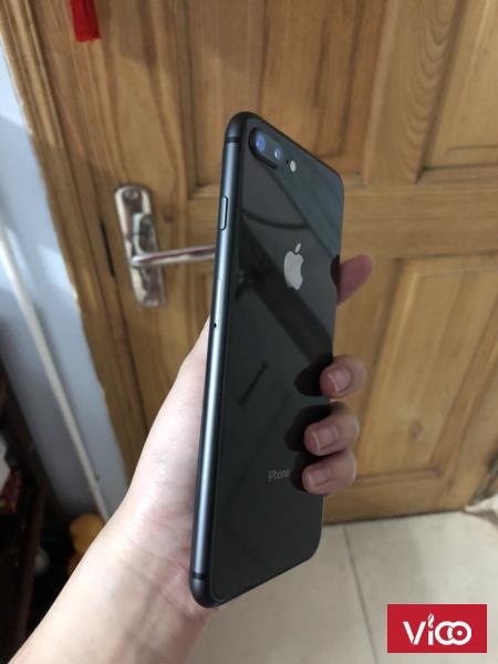 Bán iphone 8 plus 64GB đen xám gray quốc tế còn BH
