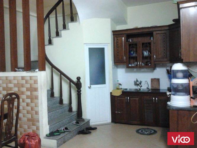 Bán nhà riêng đẹp sát phố Trường Chinh. Mặt tiền 6m, giá 2.3 tỷ.