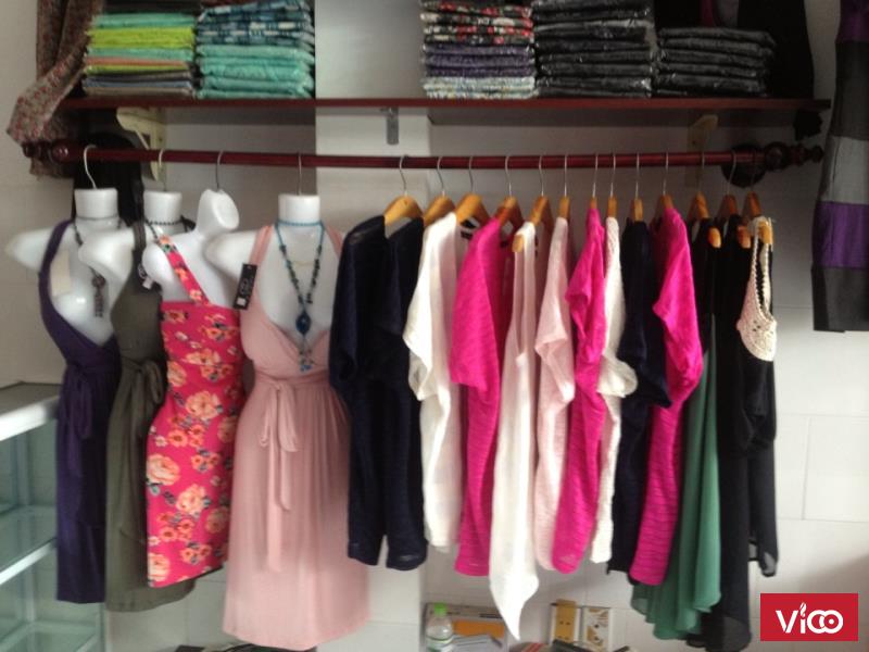 Bán sỉ nhiều kiện hàng cho khách sỉ xả hàng giá rẻ, bán live, bỏ buôn lại tất tần tật