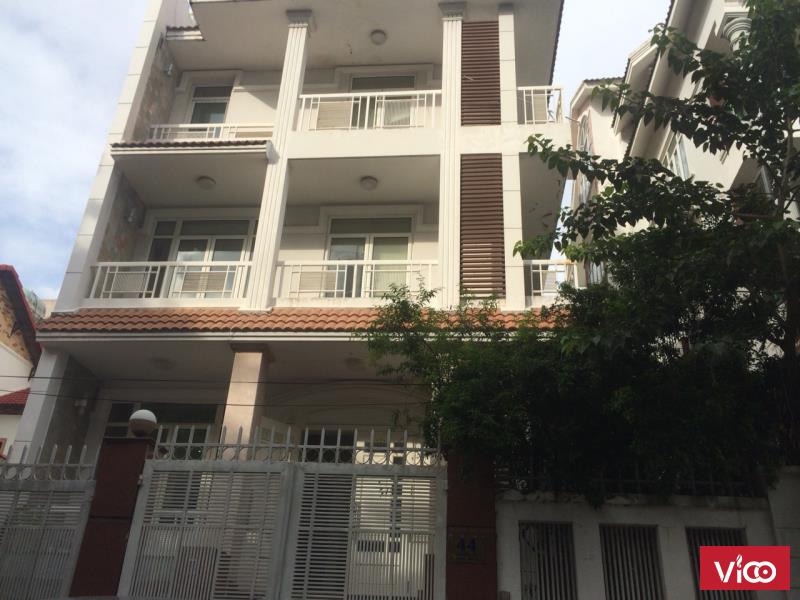 Nhà NC hẻm xe tăng 10 x 20 trần não 500 m2 DTSD