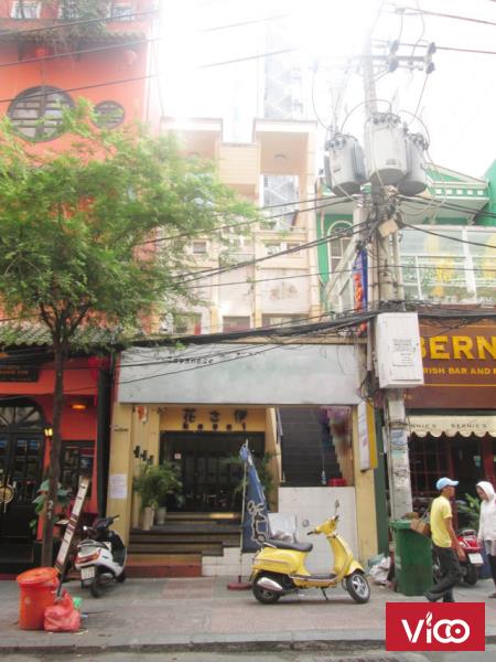 Nhà mặt tiền khu nhà hàng cao cấp cho thuê Thái Văn Lung. Quận 1 DT 5x33m. Giá thương lượng