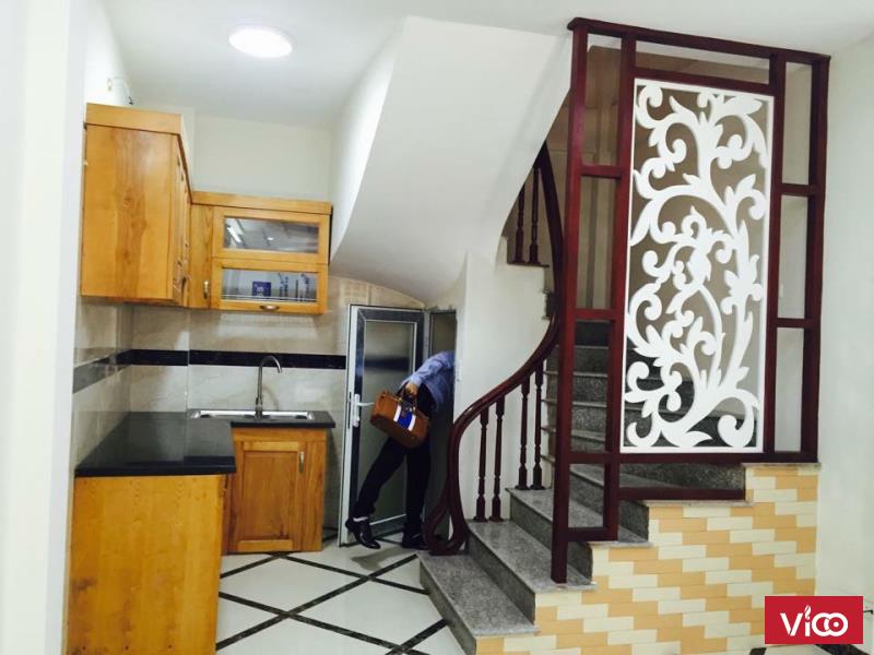 Cho Thuê Văn Phòng Hộ gia đình Nhóm sinh viên tại 541 Lĩnh Nam, Hoàng Mai 30m2 x 5 tầng