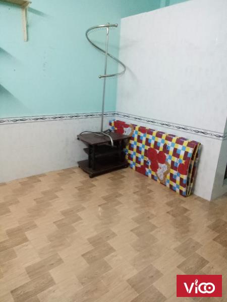 Phòng riêng biệt giờ tự do 18m2 cách mạng tháng 8 quận 3 giá 3,2 triệu