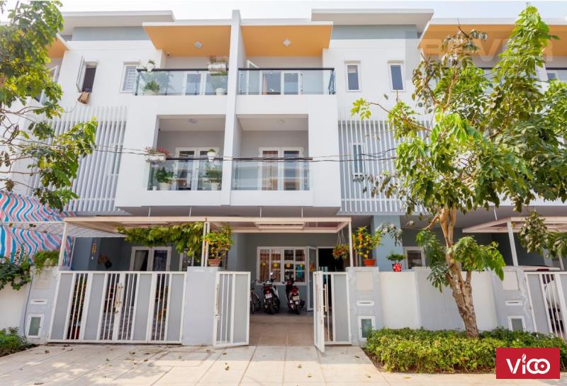 Bán nhà phố compound Khang Điền Quận 9