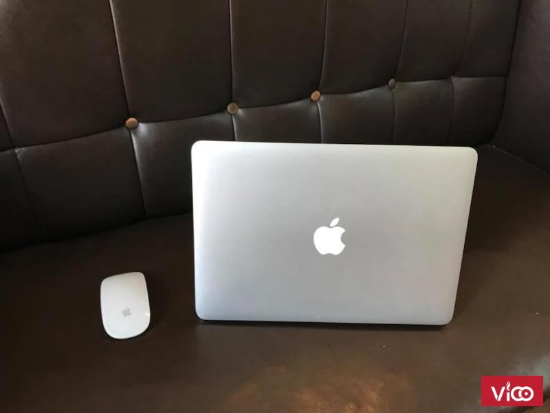 Mac Air 13 inh đẹp giá chỉ 9,5 tr
