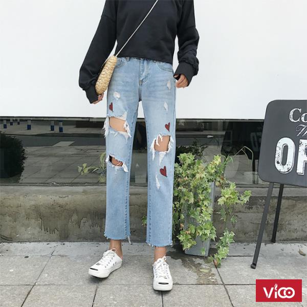 Quần jeans nữ rách trái tim Mã QD1925