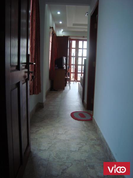 Cho thuê văn phòng Lầu 2 mặt tiền đường số 13A Hồ Hảo Hớn P. Cô Giang Quận 1