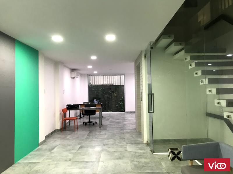 Cho thuê mặt bằng văn phòng/ showroom khu vực Bình Thạnh