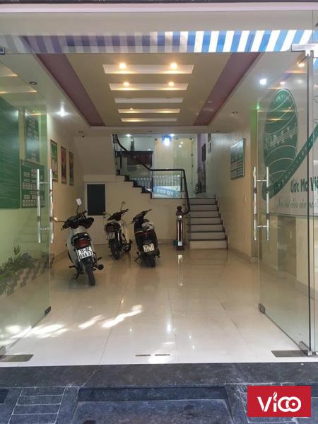 Cho thuê nhà 3 tầng mới đẹp mặt đường Ngô Kim Tài