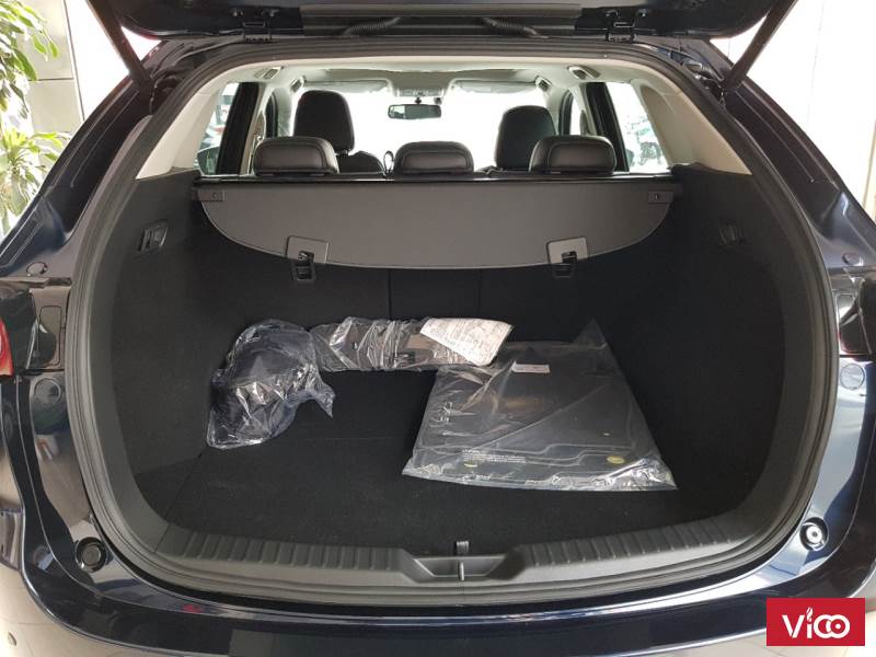 Cần bán Mazda CX5 2.0 sx 2018 1 cầu, xanh tím than cực đẹp