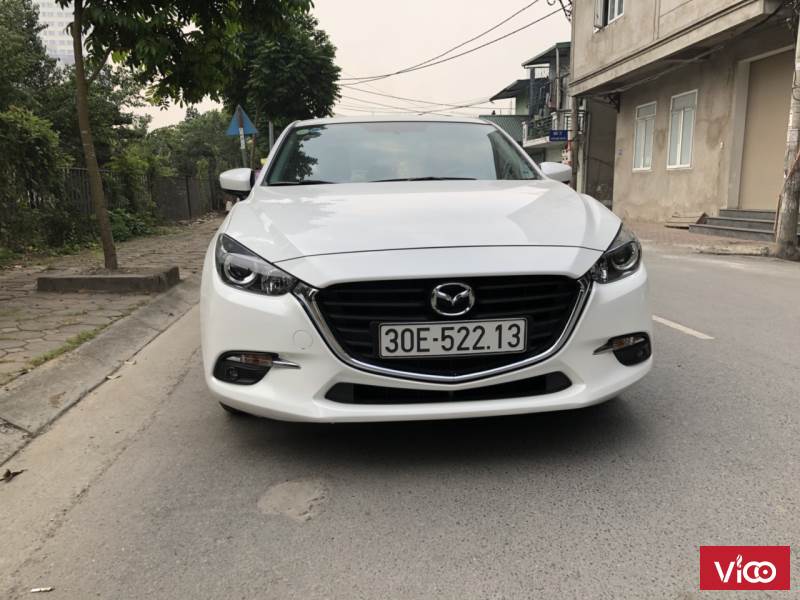 Cần bán Mazda 3 2017 fl( phanh điện tử ) màu trắng siêu lướt