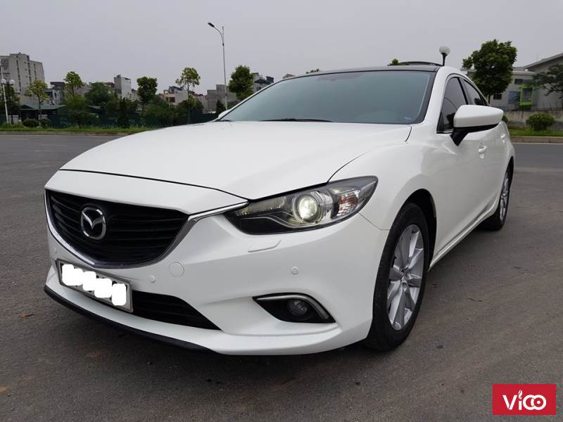 Cần bán Mazda 6 2.0 sx 2015 màu trắng ngọc trinh
