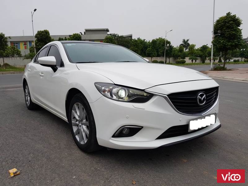 Cần bán Mazda 6 2.0 sx 2015 màu trắng ngọc trinh