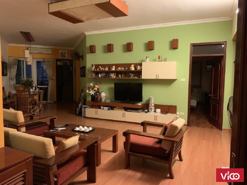 Cho thuê căn hộ 3 PN tầng trung tòa 34T Trung Hòa Nhân Chính, dt 143m2, 17,5tr/tháng, full đồ