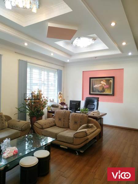 Bán gấp nhà đẹp phố Vương Thừa Vũ, phân lô, S 35m2 x 4T,MT 4m. Giá chỉ 3,3 tỷ.