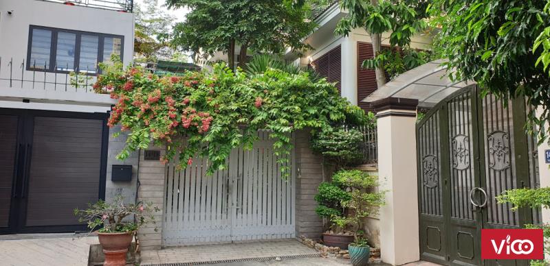 Bán gấp biệt thự sang trọng khu Fideco Thảo Điền, Quận 2.