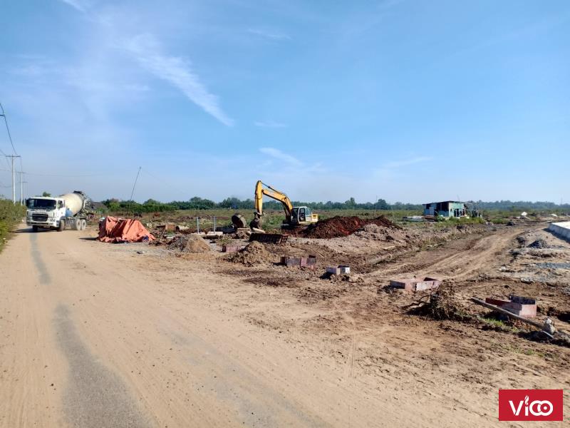 Kẹt tiền, cần bán nền mặt tiền đường quận 9, giá 24tr/m2