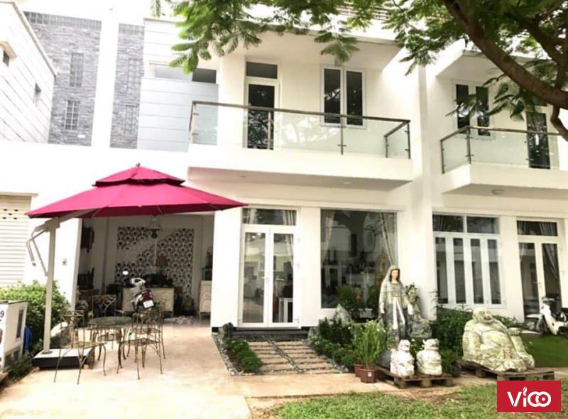 Sang trọng đẳng cấp, Biệt thự phong cách châu âu. Bưng Ông Toàn, Phú Hữu, Quận 9.