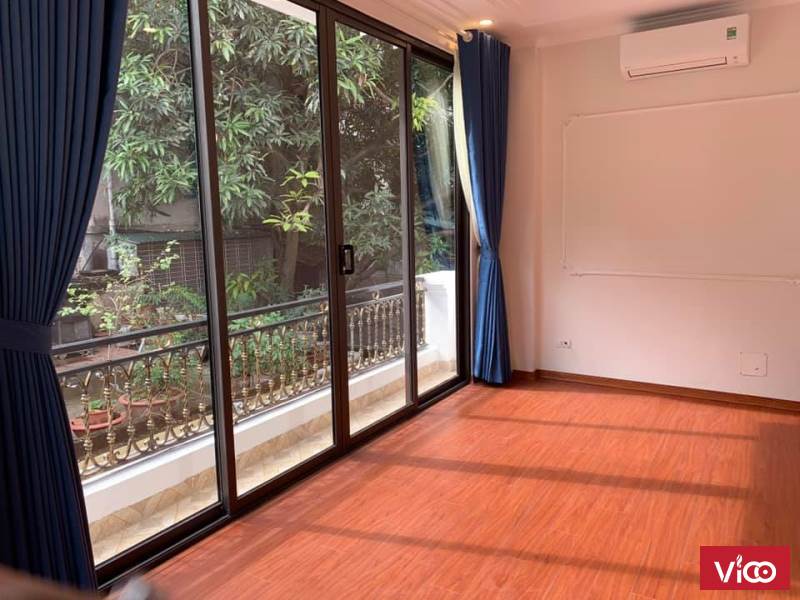 Nhà mới Thành Công 5 tầng 60 m2 giá tốt đầy đủ nội thất về ở ngay LHCC 0913716768