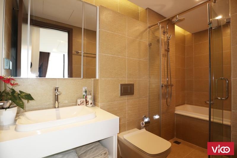 Cho thuê căn hộ 3 ngủ, full đồ Vinhomes Metropolis 29 Liễu Giai