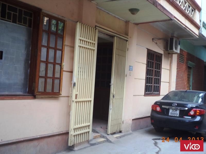 Cho thueeu phòng nhà 27 ngõ 3 Cù Chính Lan