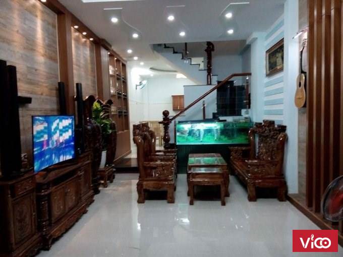 Bán nhà riêng đẹp, ở luôn, sát mặt phố Nguyễn Lương Bằng. Gía 3.6 Tỷ.