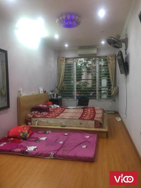 Bán nhà rẻ nhất thị trường,mặt ngõ đường láng 2,9 tỷ DTXD 42m2, 4 tầng.