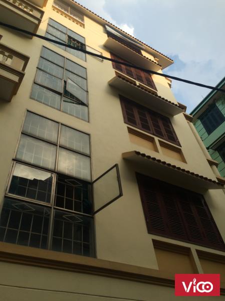 Cho thuê nhà Dt 70m2x5T ngõ 118 Nguyễn Khánh Toàn