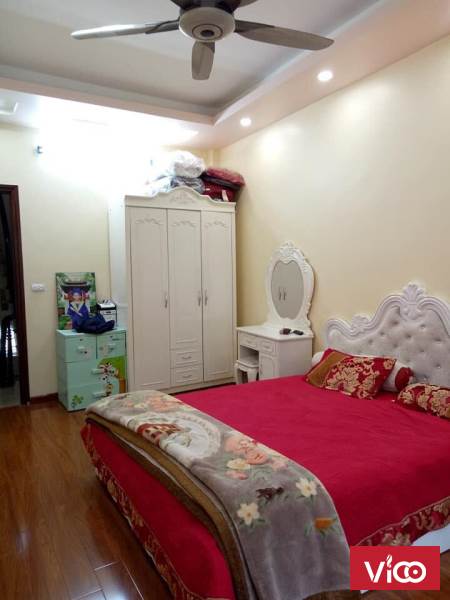 Bán nhà riêng, đẹp, sách vali về ở ngay, Phố Quỳnh Lôi. Giá 4.5 tỷ