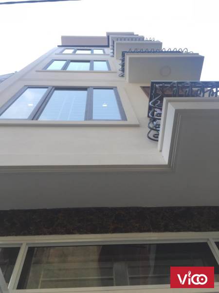 Bán nhà trong ngõ Nguyễn Chí Thanh siêu đẹp ,khu vực dân trí cao. Kinh doanh tốt, giá cạnh tranh