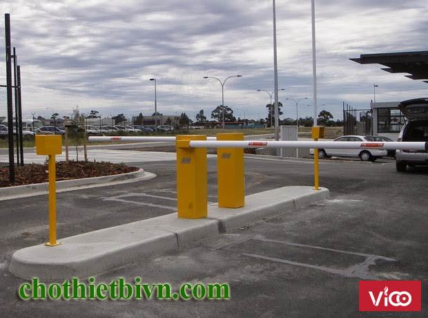4 cách chọn barrier thanh chắn giao thông