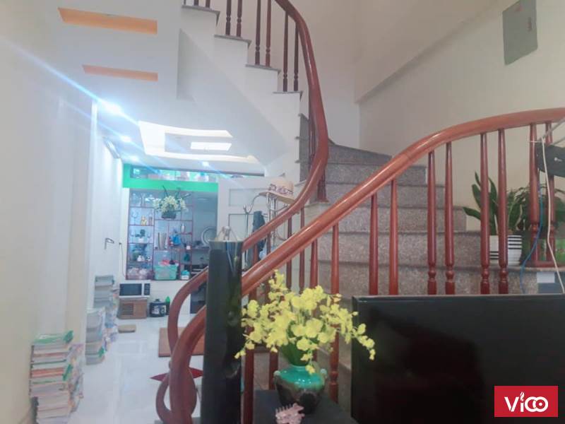 Bán Gấp phân lô ngõ 21 Lê Văn Lương 45m2 x 5 tầng giá 4 tỷ