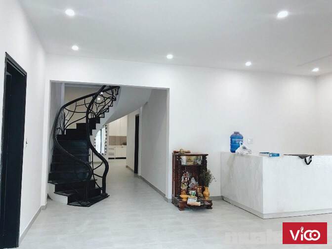 Nhà cho thuê nằm trên đường Hùng Vương khu vực gần chợ Cồn