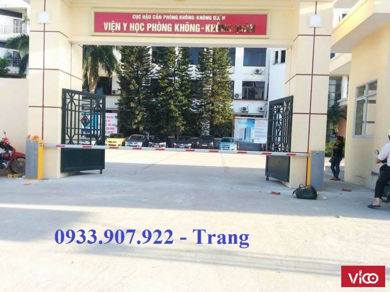 Thanh chắn barrier cho cổng bệnh viện