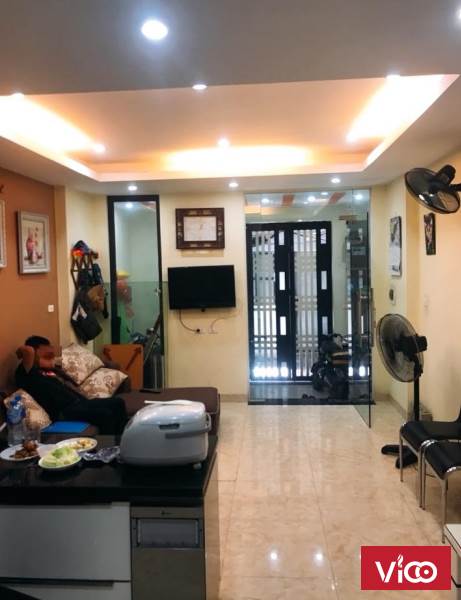 Bán nhà đẹp phố Yên Hòa, 3 mặt thoáng. Giá 2.8 tỷ.