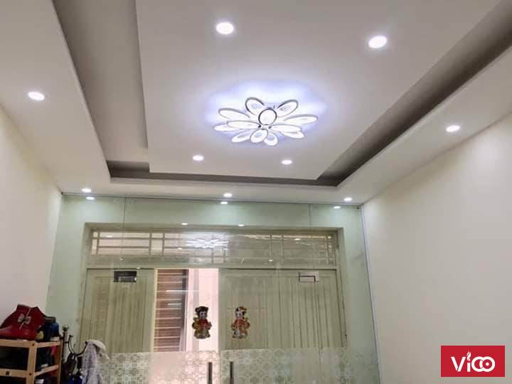 Bán nhà phân lô Ngọc Khánh, an sinh tốt 32m24 tầng 2 ngủ Giá 3.2 tỷ