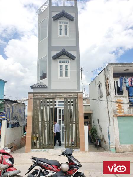 Cho nhà mới 2 lầu mặt tiền đường Ụ Cây Phường 10 Quận 8